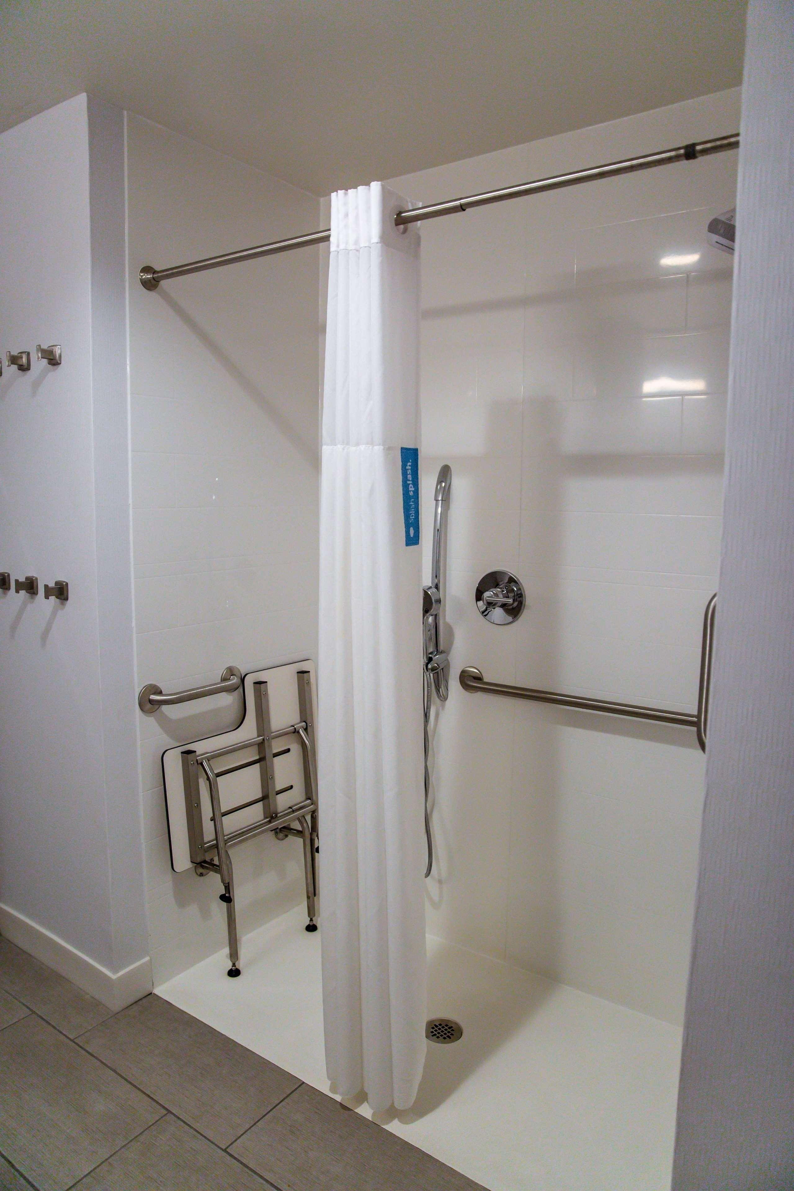 Hampton Inn-Pontiac Bagian luar foto