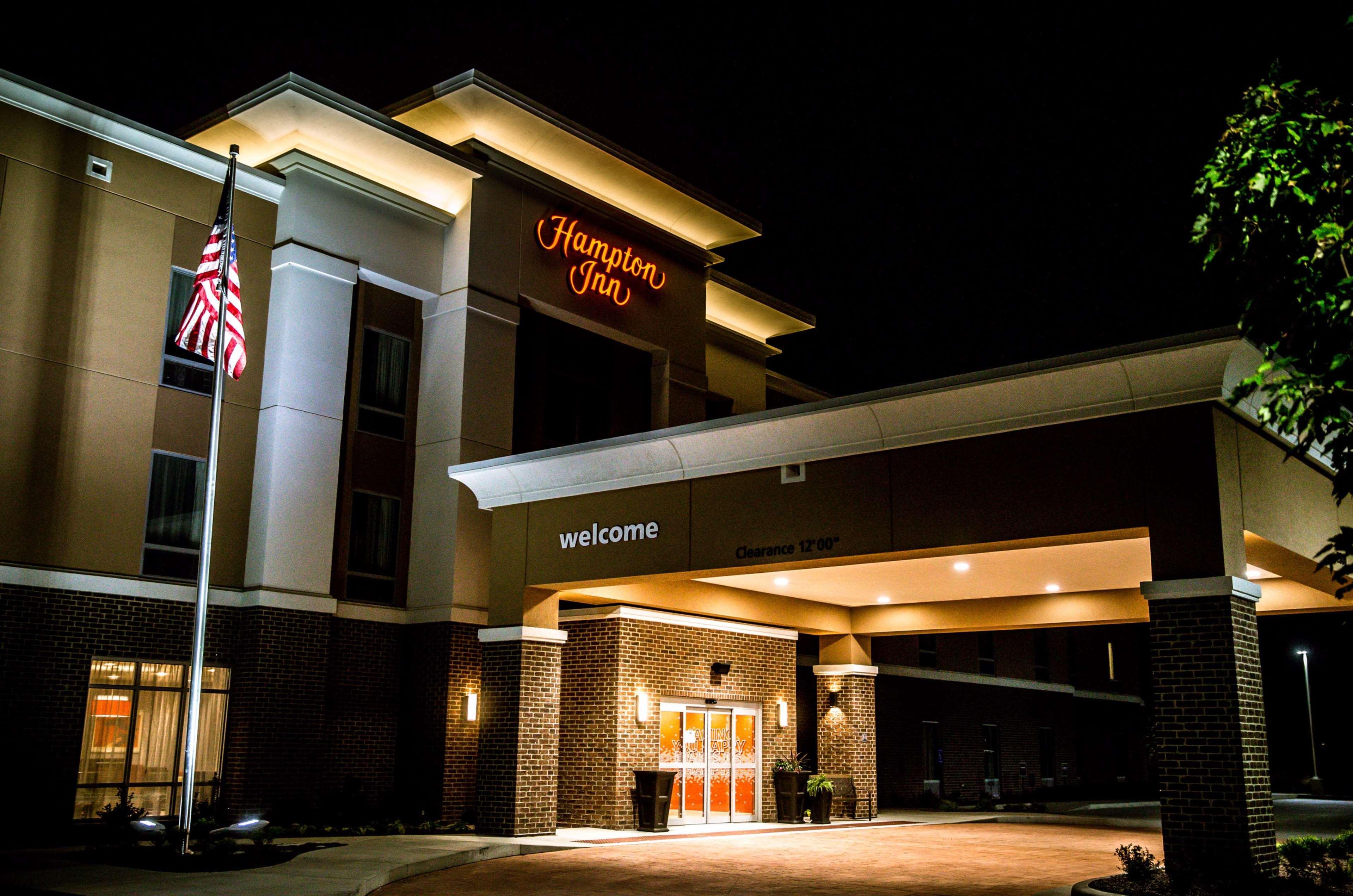 Hampton Inn-Pontiac Bagian luar foto
