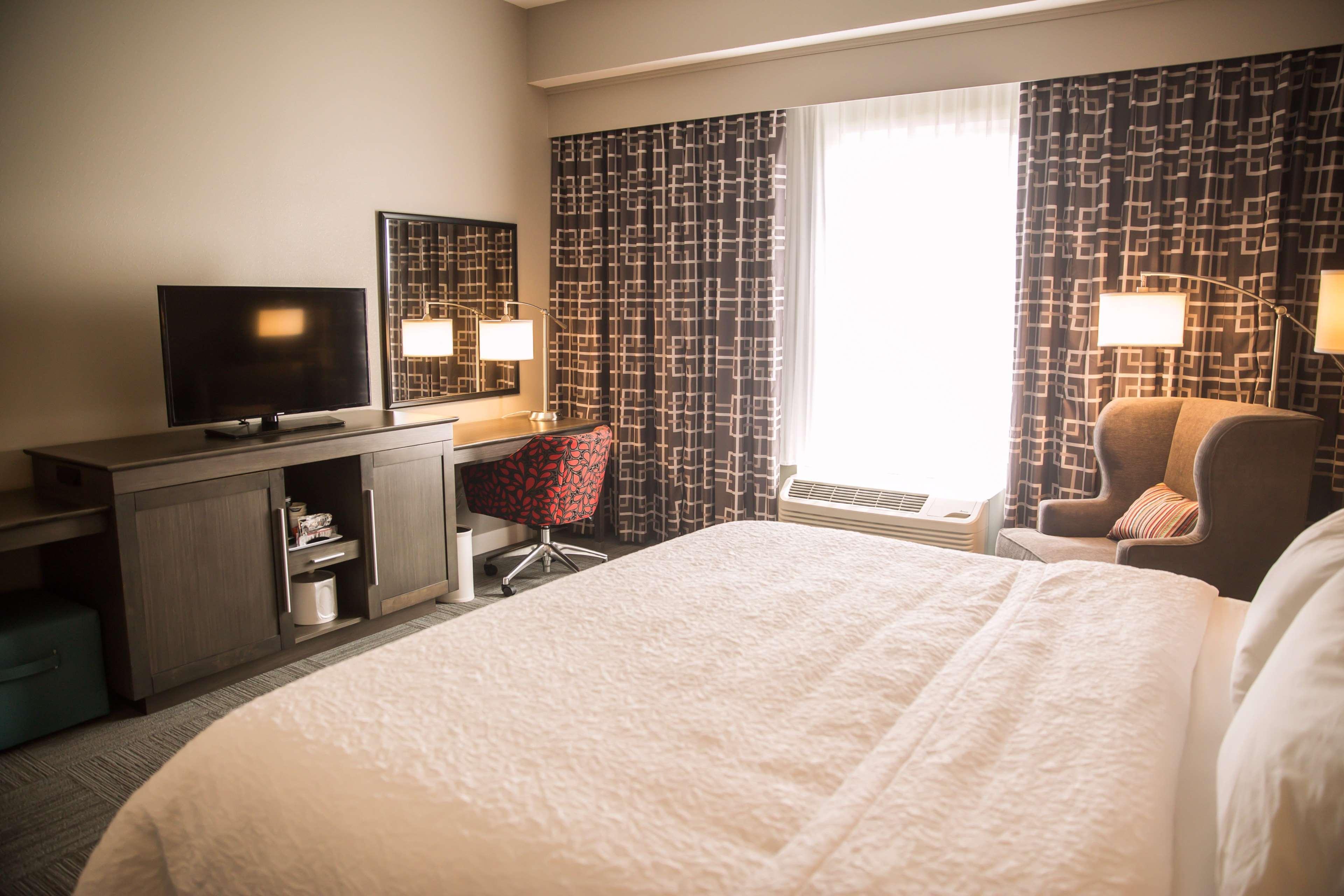Hampton Inn-Pontiac Bagian luar foto