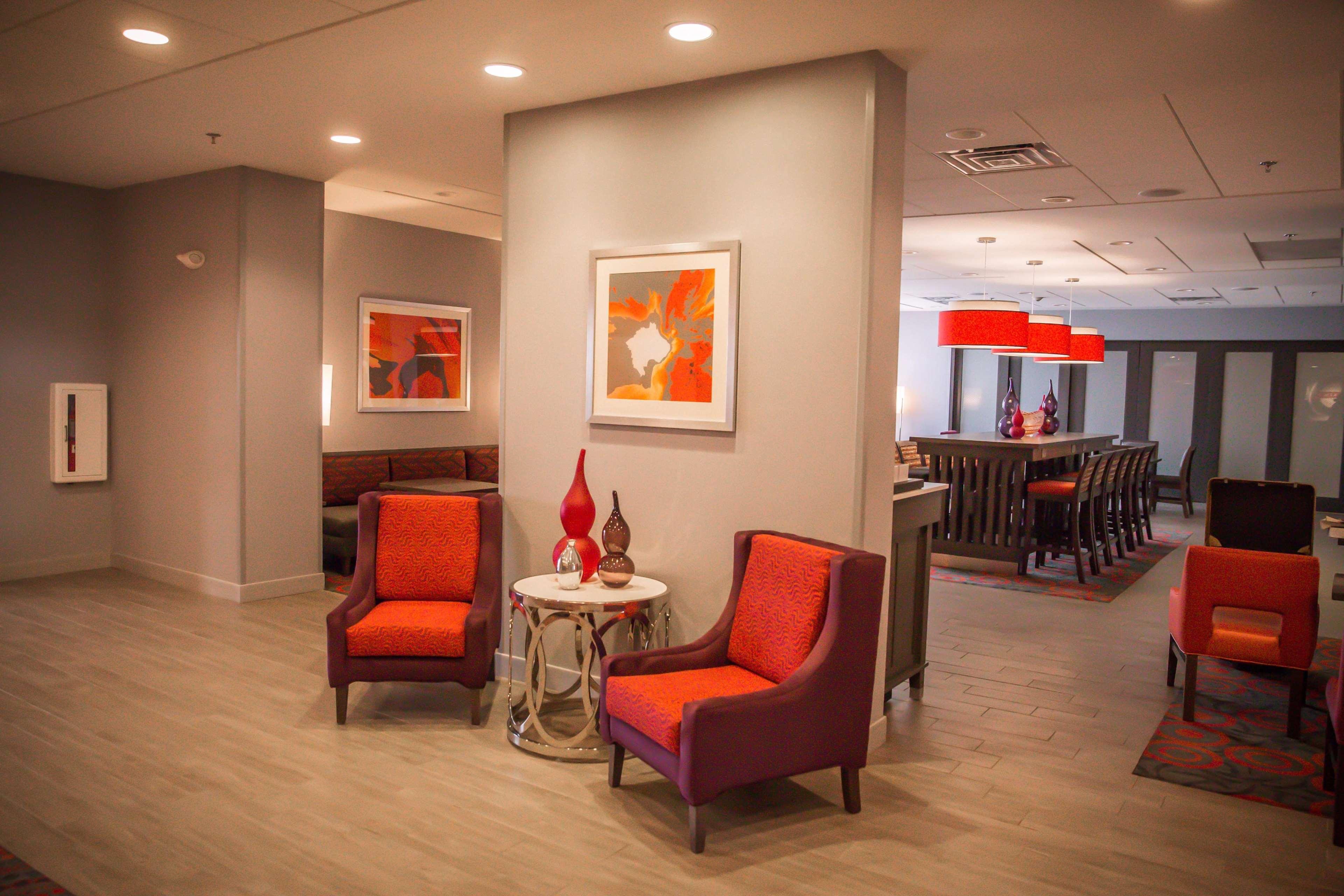 Hampton Inn-Pontiac Bagian luar foto